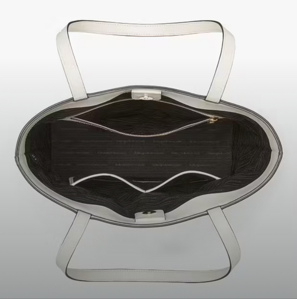 Disney X Kate Spade New York " Snow White " 🍎 Waverly Tote Bag ❤️ - Picture 4 of 11